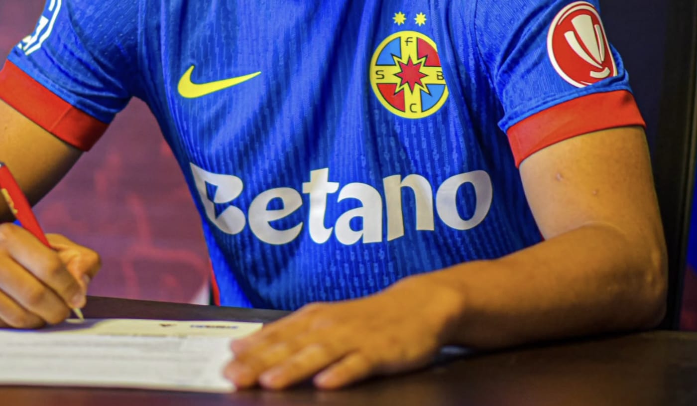 Aymen Boutoutaou în tricoul FCSB