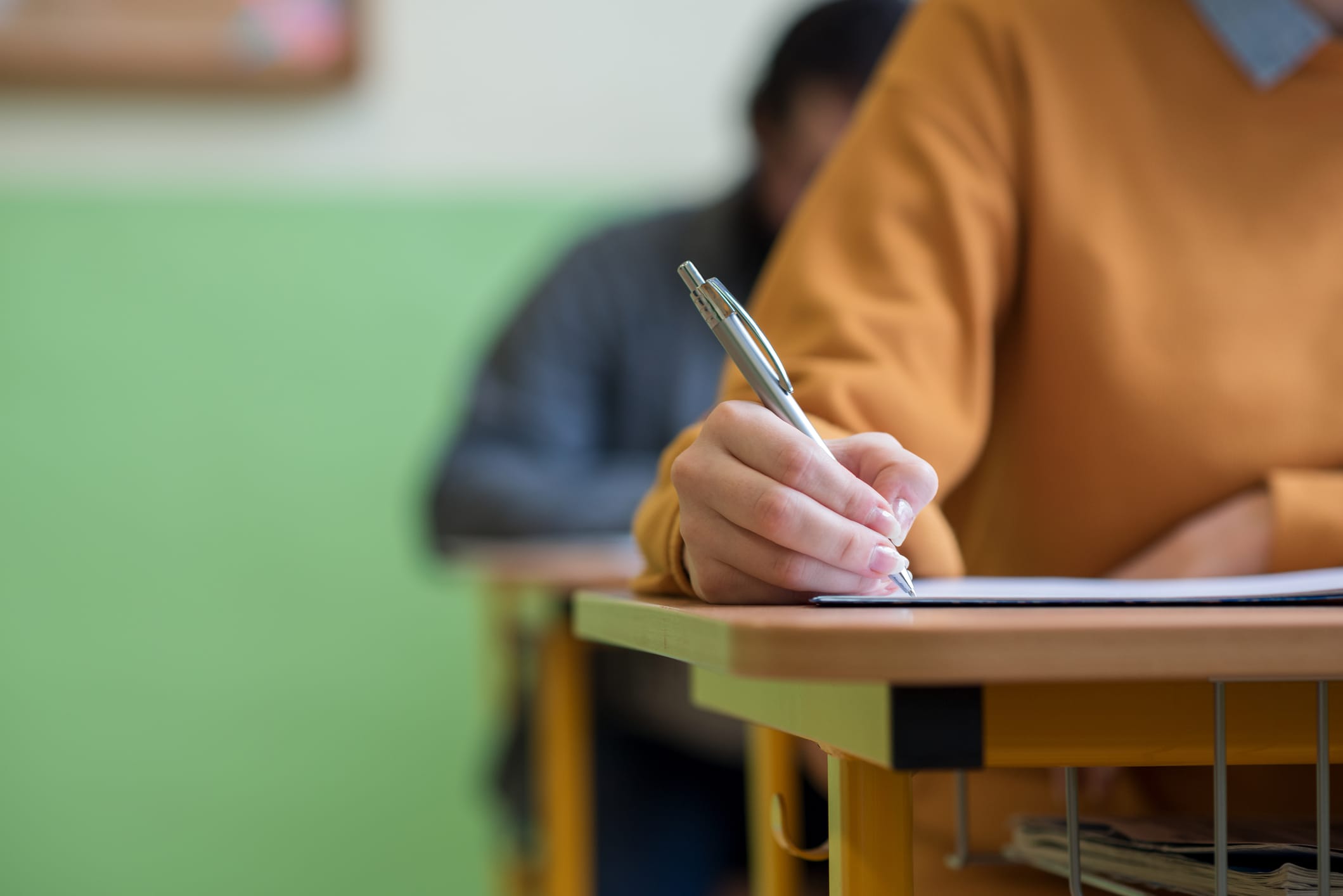 Candidați la examenul de admitere la universitate