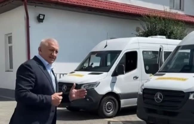 Microbuze electrice pentru elevi
