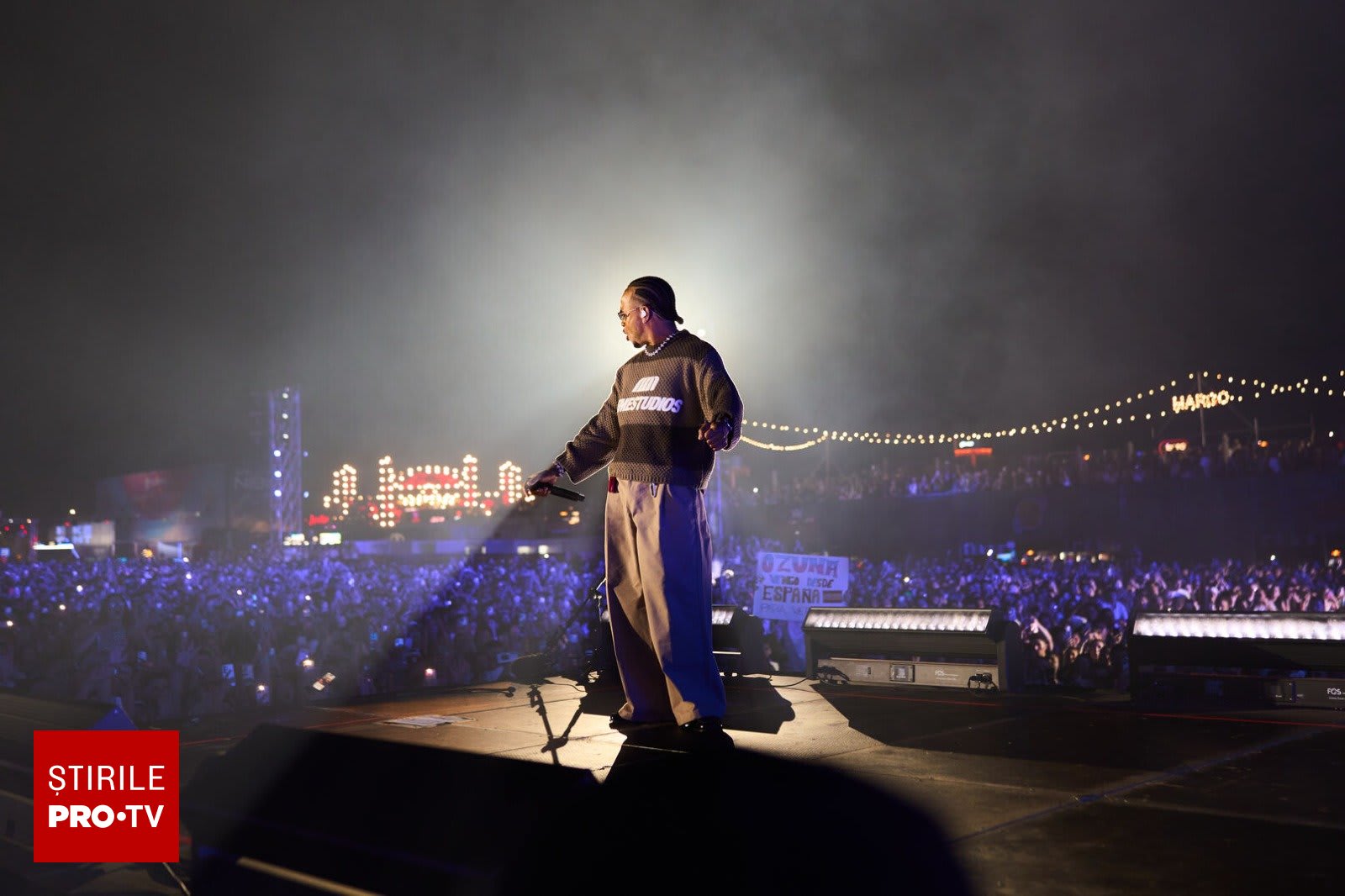 Mulțime de participanți la festivalul GALAXIA pe litoralul NIBIRU