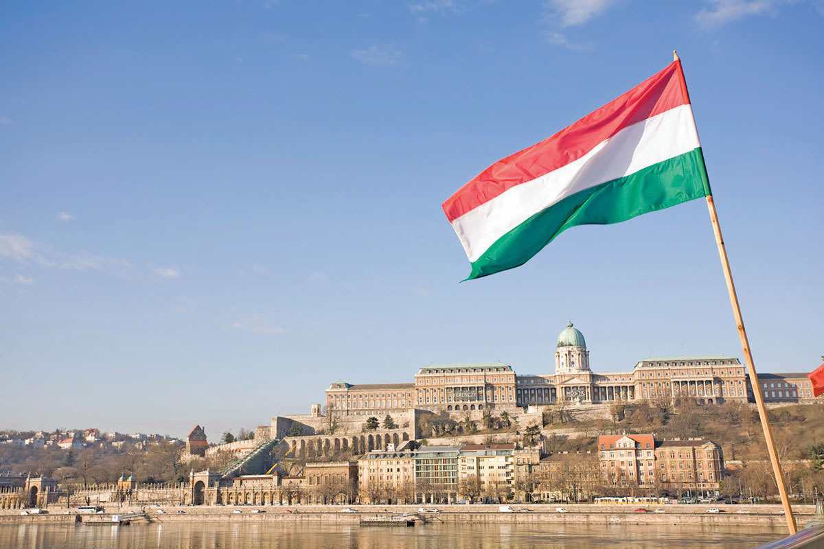 Președintele Ungariei semnează legea de încetare a mandatului