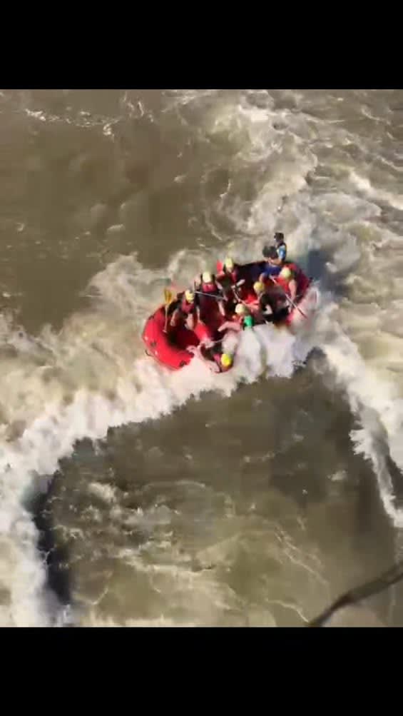 Cornișa AquaPark Botoșani: Aventuri nebune în aer liber, cu rafting și e-bike