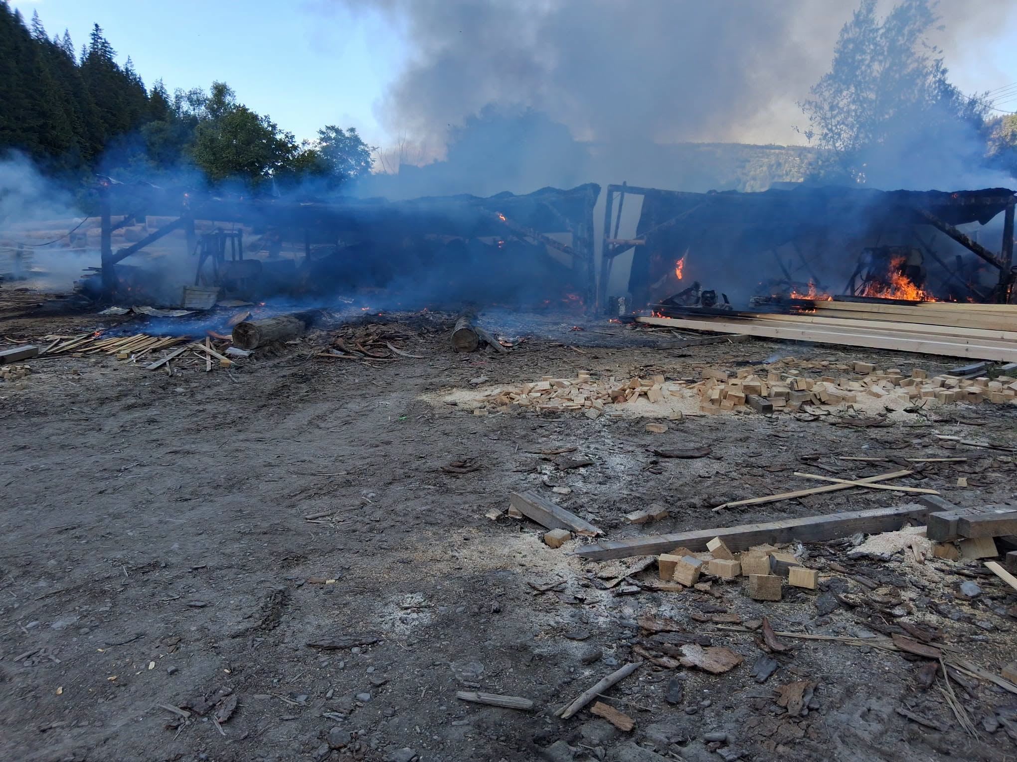 Incendiu la un gater din Dârmoxa Incendiu la un gater din Dârmoxa