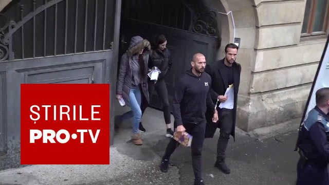 Avocatul fraților Tate vorbește despre cazul judiciar Avocatul fraților Tate vorbește despre cazul judiciar