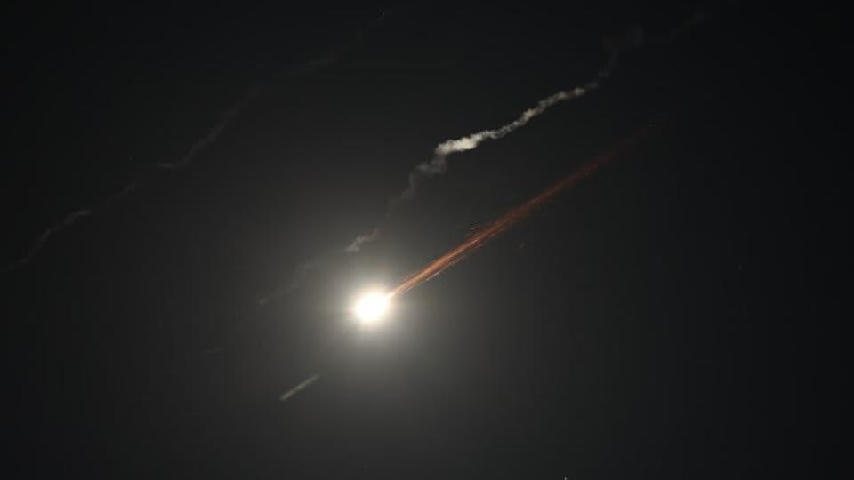 Explozie și fum în Kiev în urma unui atac cu rachete balistice Explozie și fum în Kiev în urma unui atac cu rachete balistice