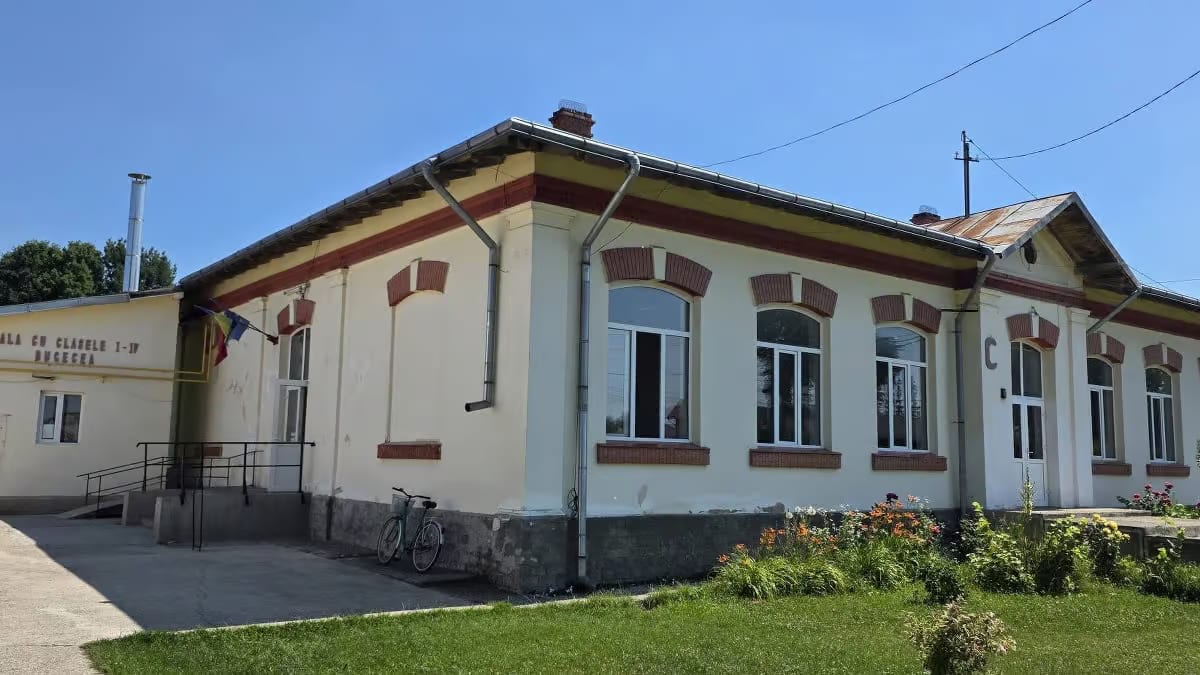 Primarul Angel Gheorghiu anunță mai puține festivaluri la Bucecea: Banii au fost redirecționați către școli Primarul Angel Gheorghiu anunță mai puține festivaluri la Bucecea: Banii au fost redirecționați către școli