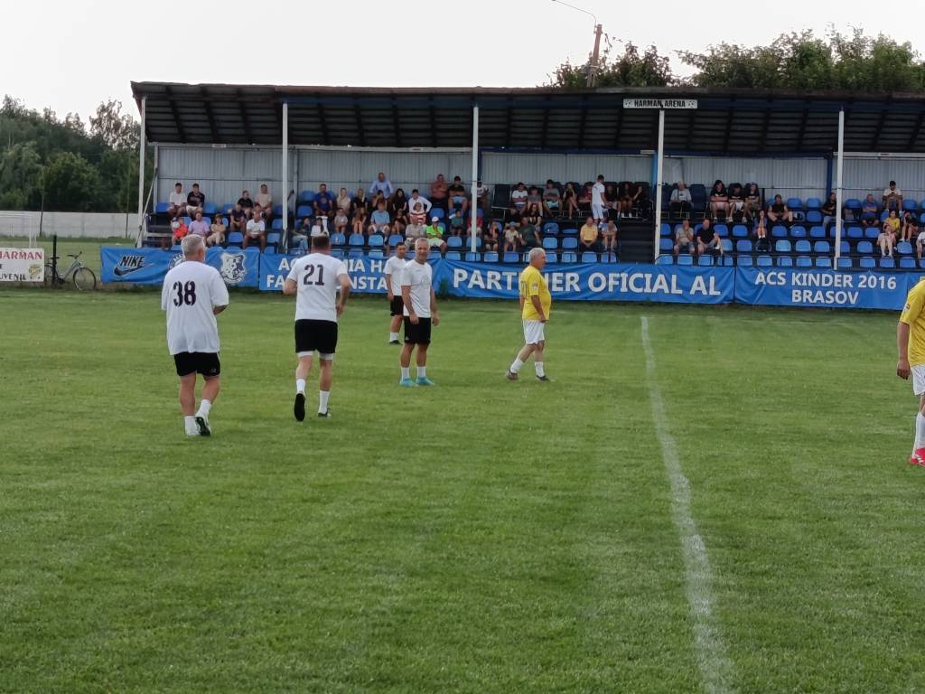 Fotbal demonstrativ la Hărman cu Stere Halep și selecționata Brașovului