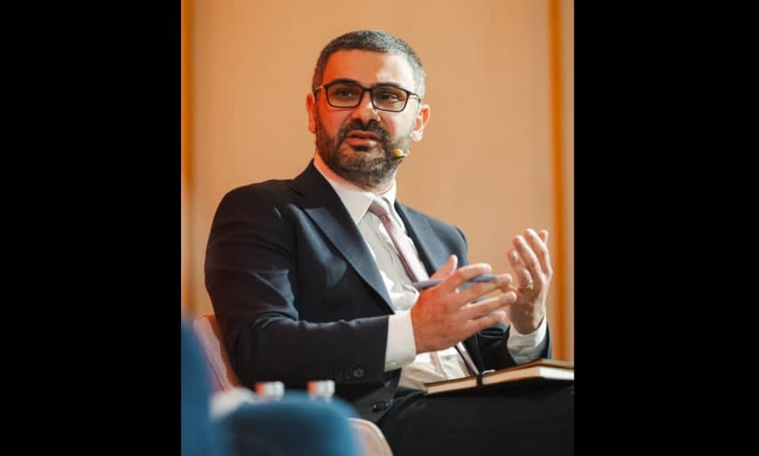 Florin Manole, deputat PSD, în timpul declarației despre legea salarizării
