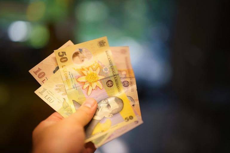 Grafice și diagrame despre cheltuielile statului cu salariile