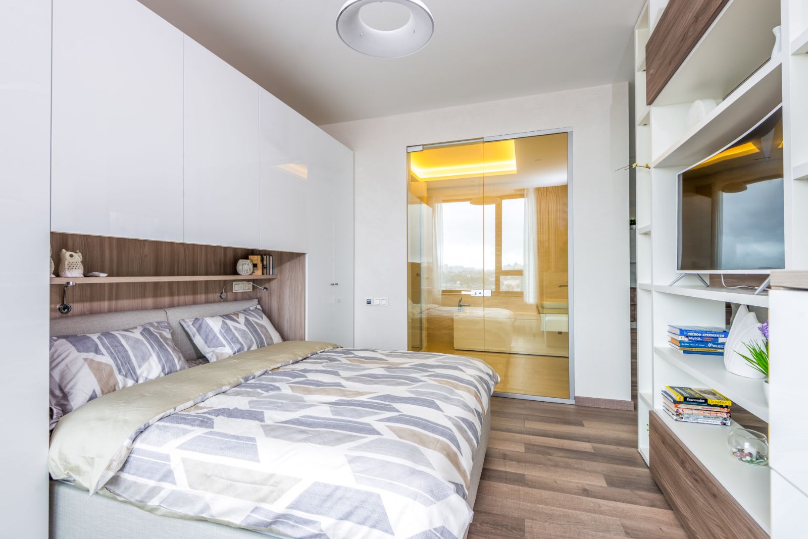Mobilier dormitor de calitate, verificări, materiale și feronerie