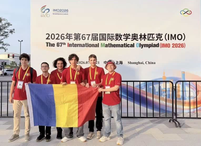 Elevi români câștigând medalii la Olimpiada Internațională de Matematică