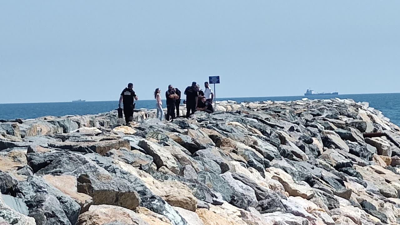 Resturi de dronă găsite pe plajă în Mangalia, zona restaurantului Lazy