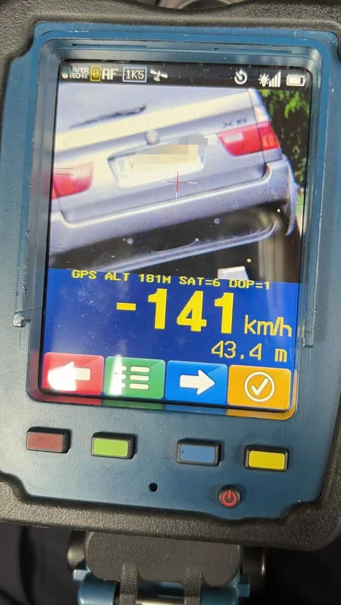 Poliția din Ștefănești a reținut 19 permise după o acțiune de combatere a vitezei Poliția din Ștefănești a reținut 19 permise după o acțiune de combatere a vitezei