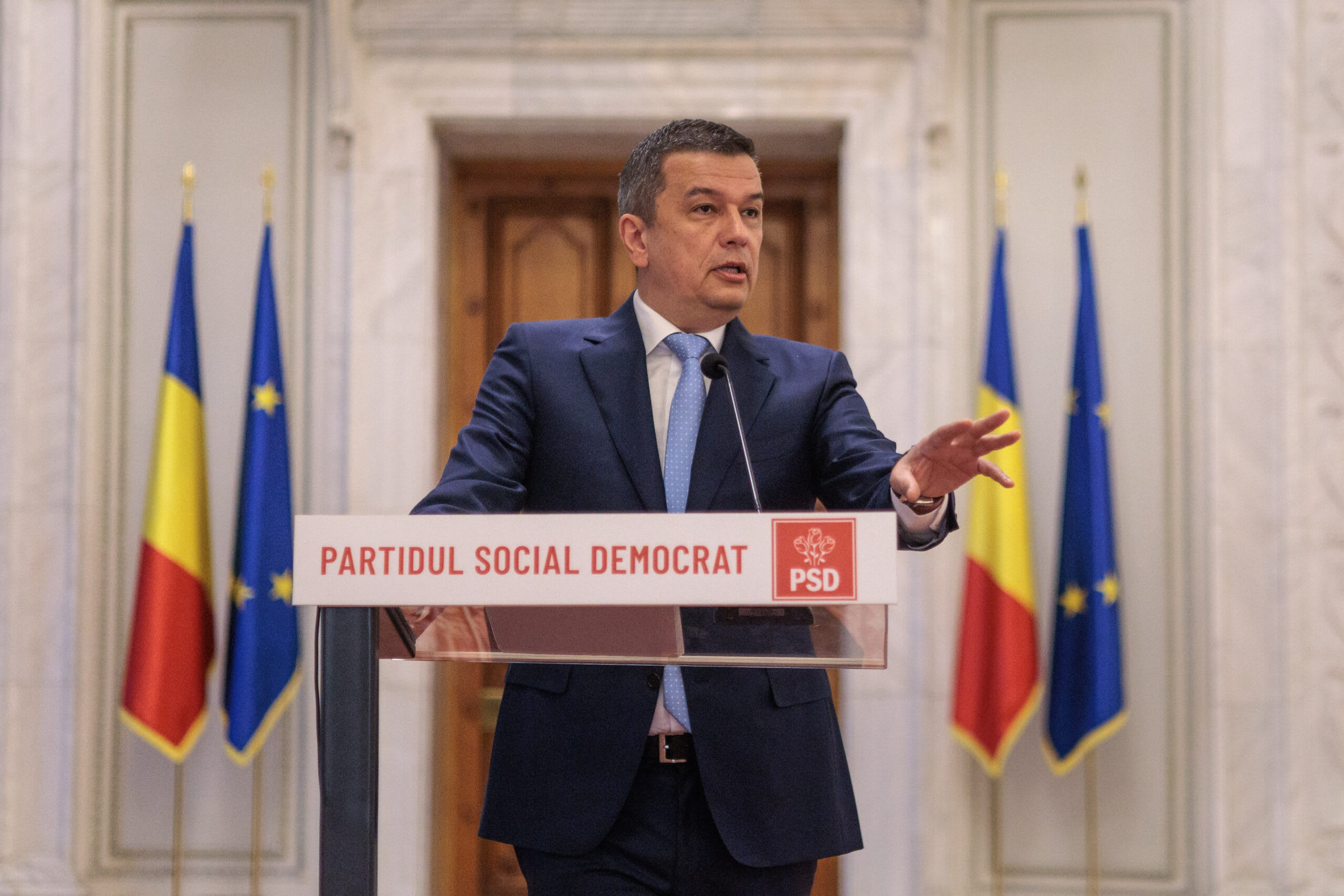 Sorin Grindeanu în discurs politic la Parlamentul României