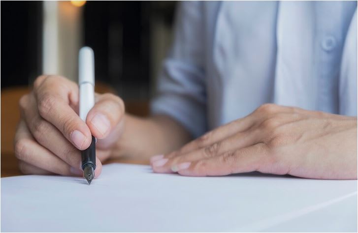 Elevi și profesori în sala de examen, centre de concurs Constanța