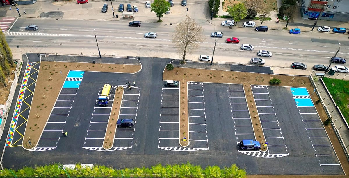 Sediul Primăriei Constanța și semnalizare parcări publice Sediul Primăriei Constanța și semnalizare parcări publice