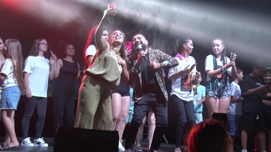 Spectacol muzical și focuri de artificii în stațiunea Monteoru
