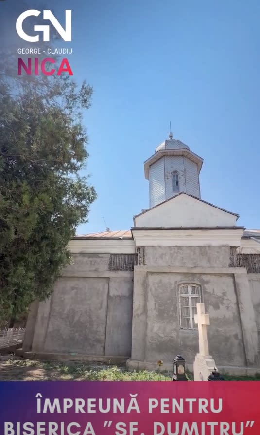 Primarul George Nica vizitând șantierul Bisericii Sfântul Dumitru din Adjud