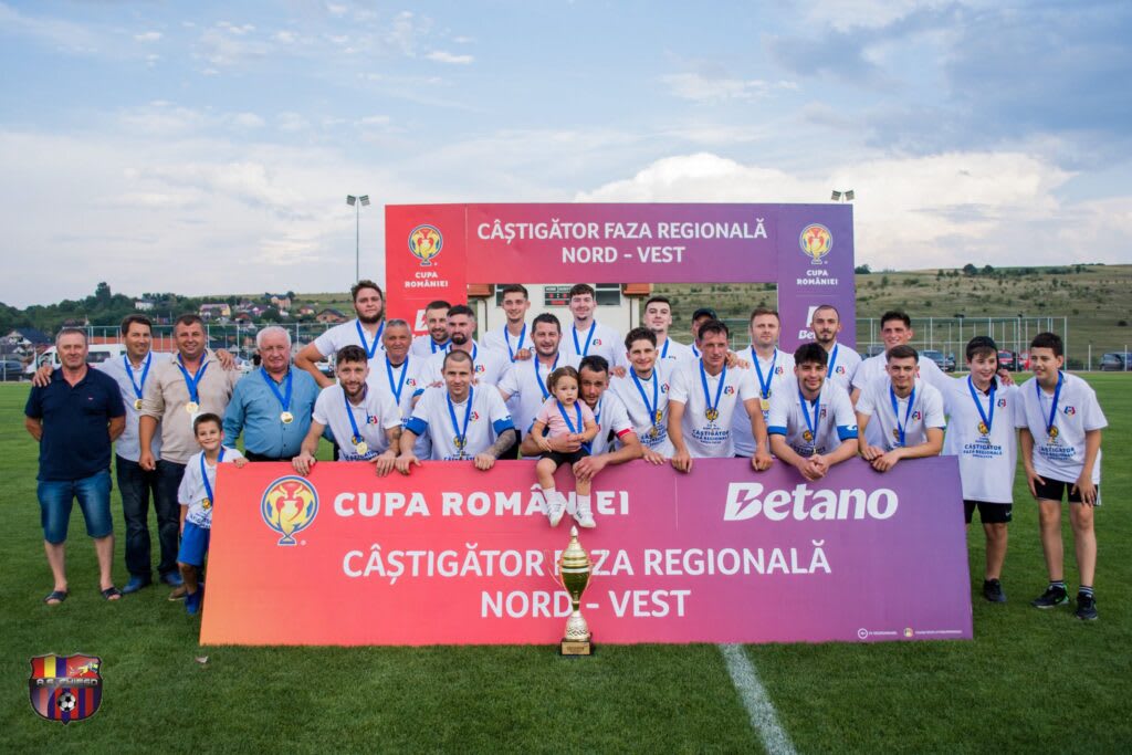 Fotbal echipă FC Chieșd în acțiune pe teren