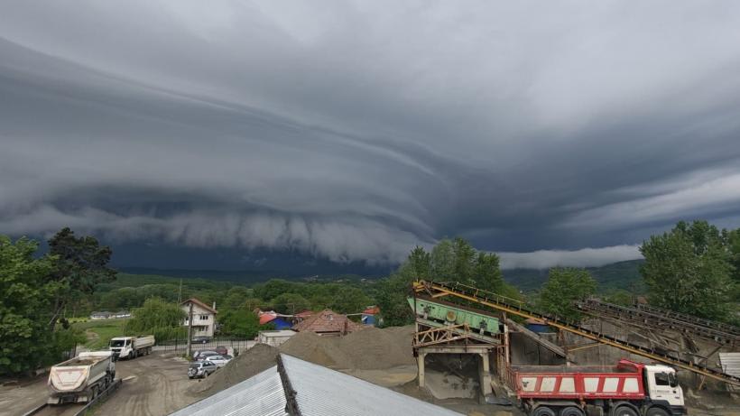 Harta zonelor afectate de avertizările meteo ANM pentru 21-23 iulie 2026 Harta zonelor afectate de avertizările meteo ANM pentru 21-23 iulie 2026