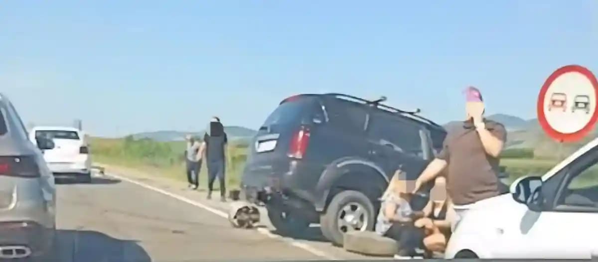 Mașini avariate după accident la Alba Iulia, zona Oarda Mașini avariate după accident la Alba Iulia, zona Oarda