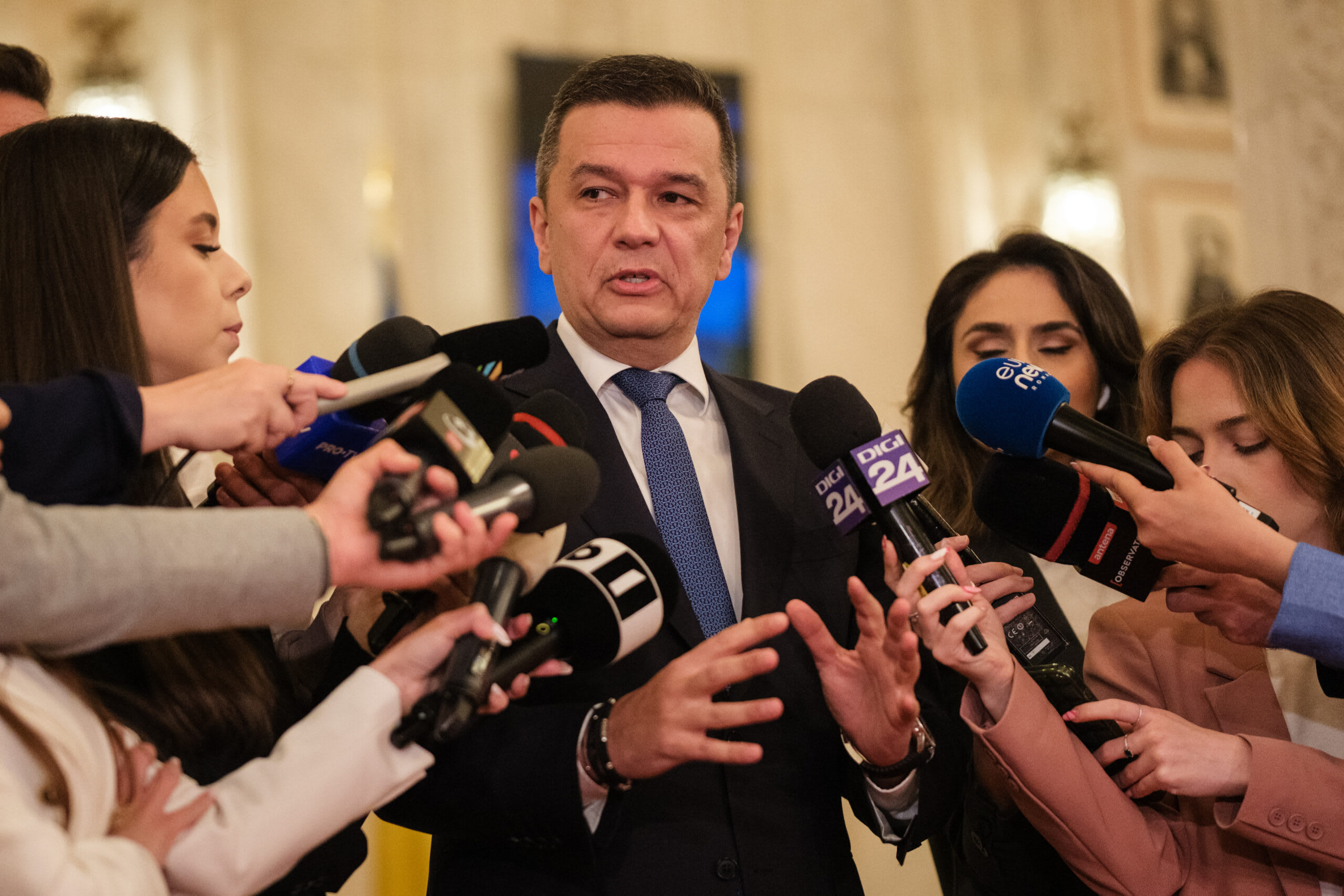 Sorin Grindeanu solicită convocarea sesiunii extraordinare a Parlamentului