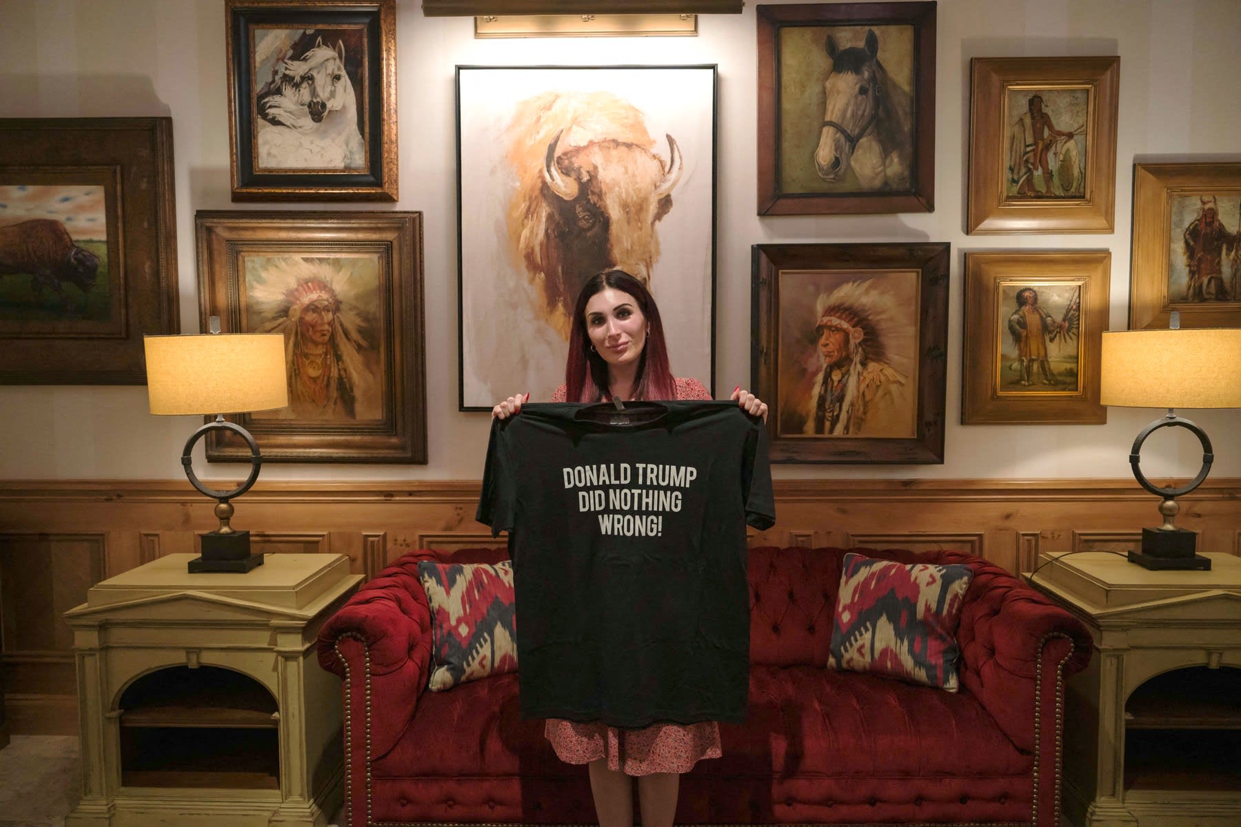 Laura Loomer în Ucraina, vizită de verificare Laura Loomer în Ucraina, vizită de verificare