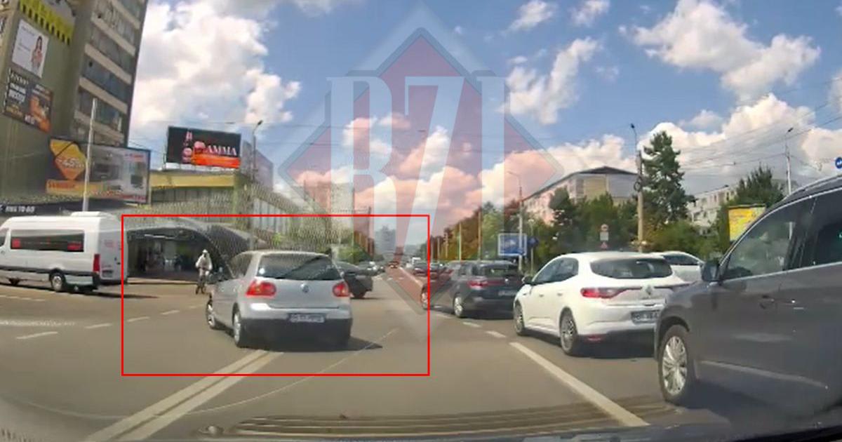 Accident rutier la Cotnari cu biciclist