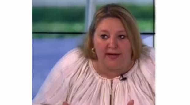 Diana Șoșoacă în fața calculatorului, reacție dură