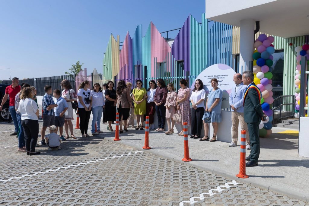 Construirea și inaugurarea creșelor moderne în Vrancea, România