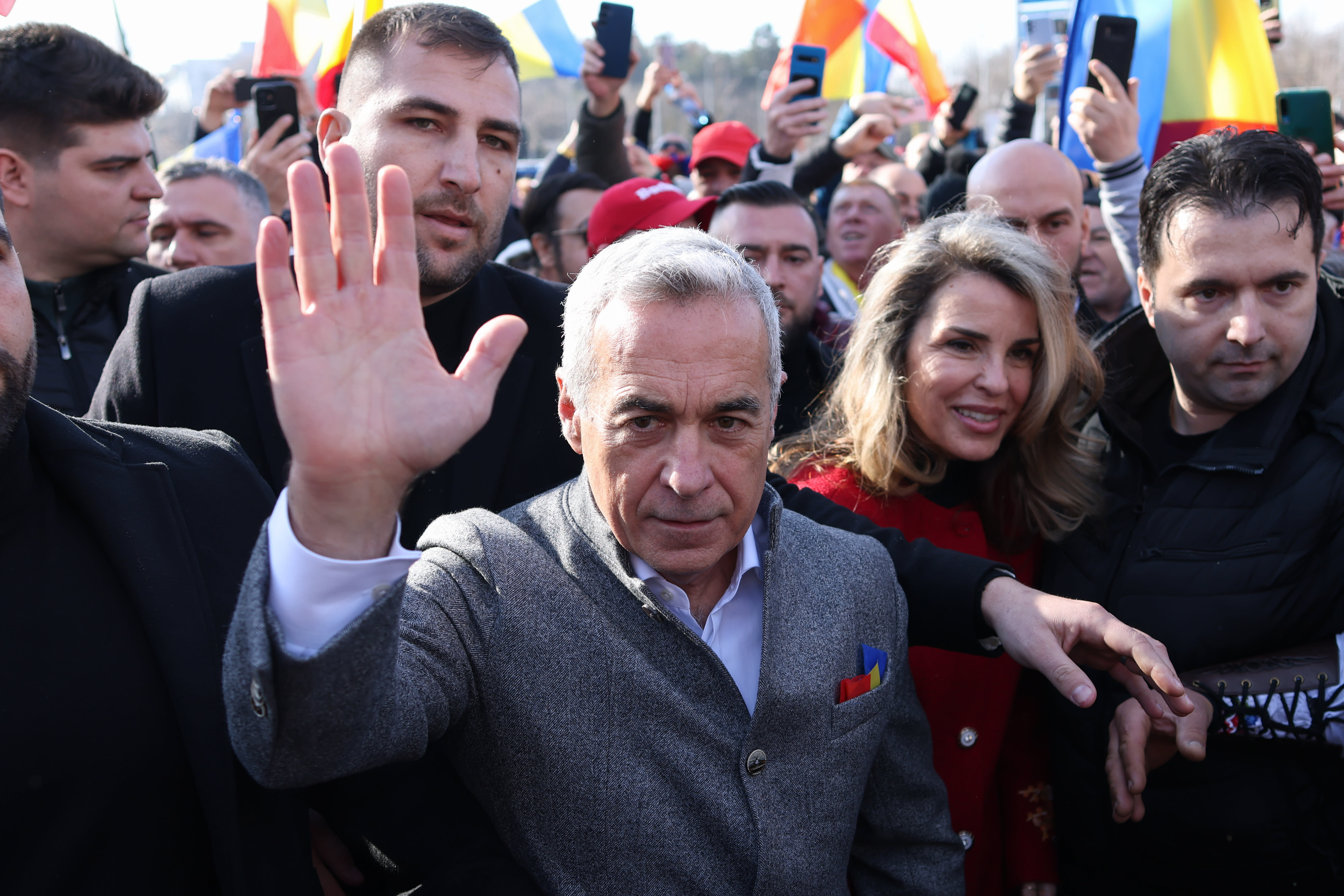 Călin Georgescu la un târg tradițional românesc