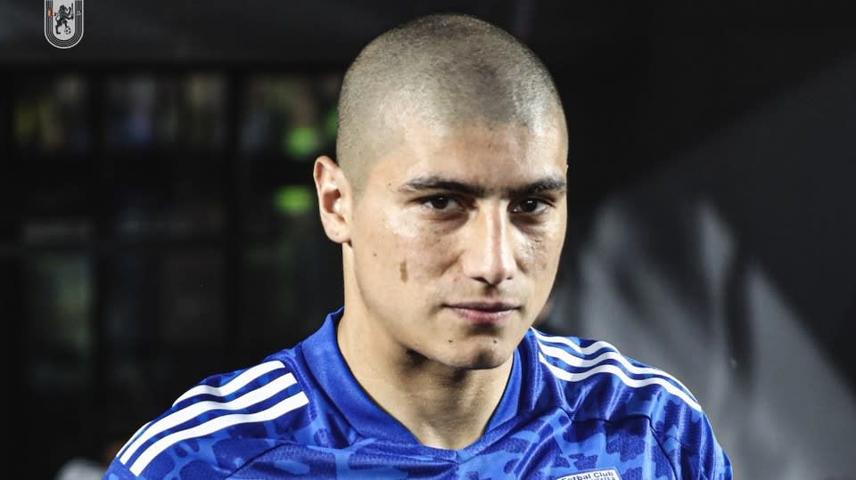 Juan Bauza în tricoul echipei FCU Craiova, pe teren