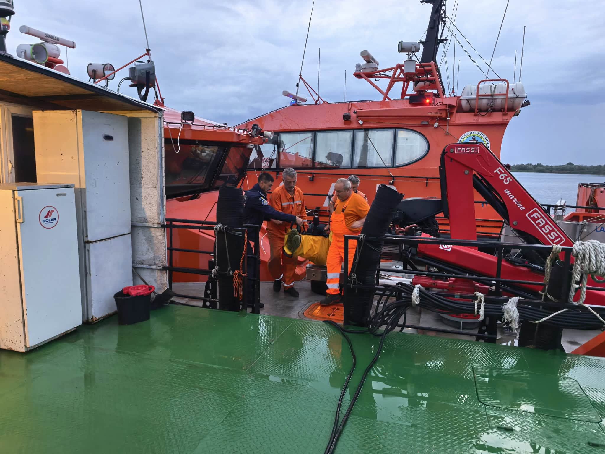 Nava GAS LISBON în flăcări în Marea Neagră, intervenție de salvare
