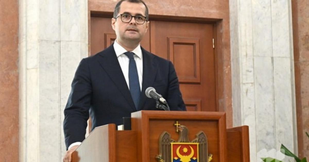 Guvernul Republicii Moldova depune jurământul Guvernul Republicii Moldova depune jurământul