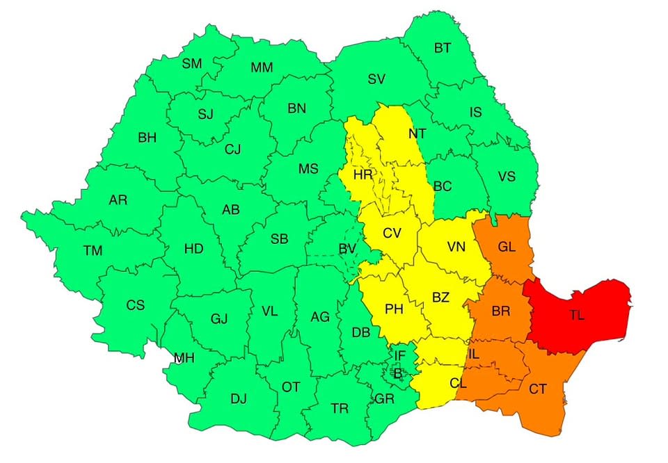 Vânt puternic și ploi torențiale peste județul Tulcea