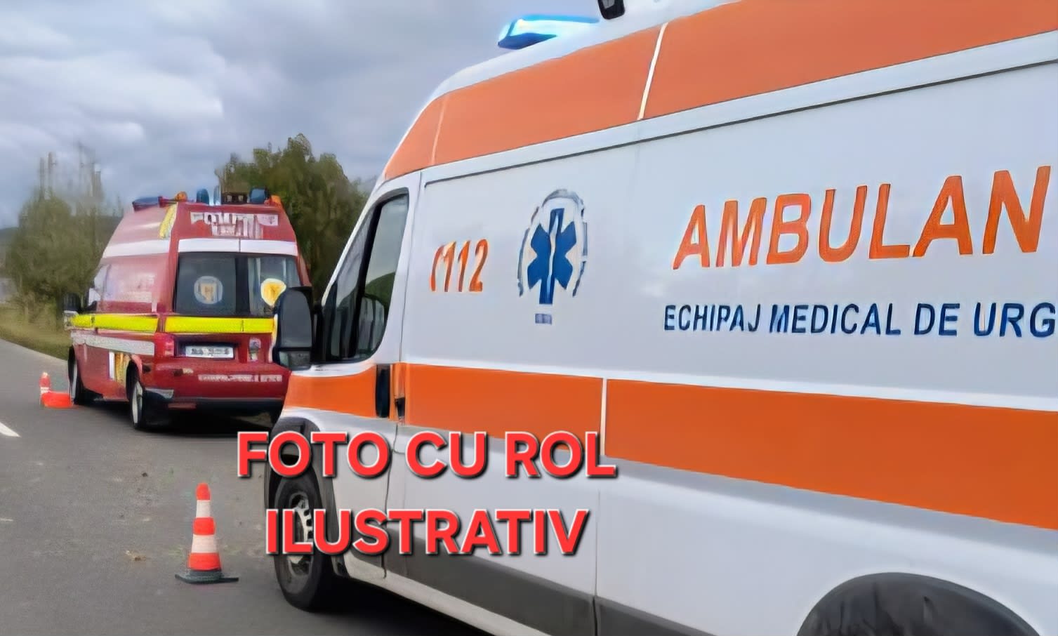 Mașină avariată pe marginea drumului, impact cu cap de pod, zona Valea Sării