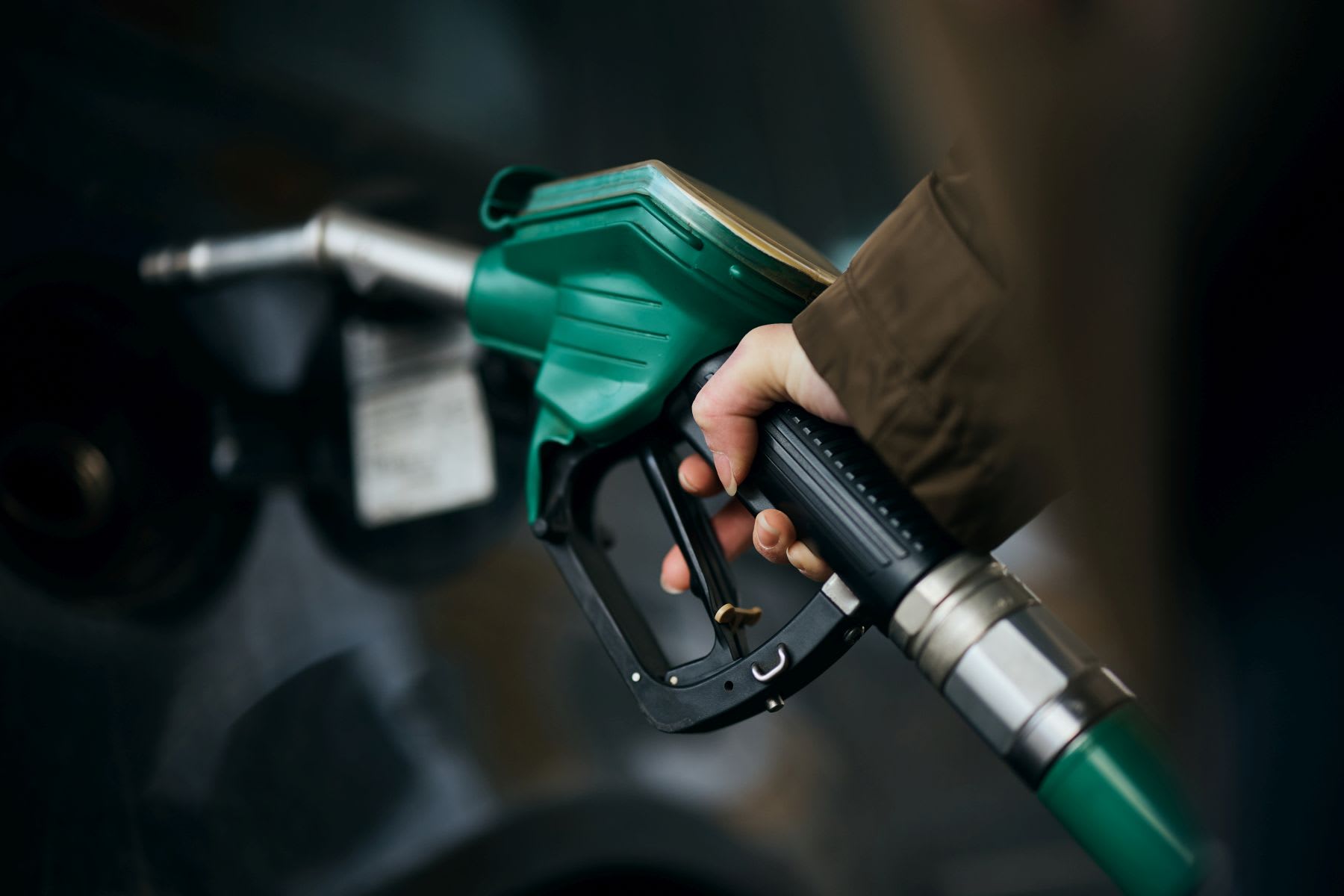Pompa de carburanți în Ploiești cu prețuri afișate Pompa de carburanți în Ploiești cu prețuri afișate