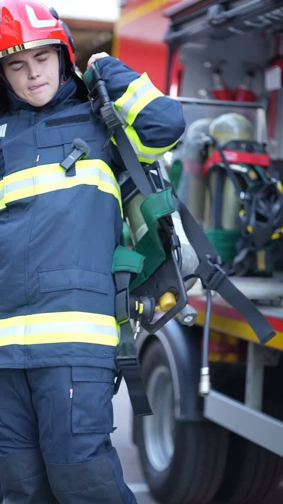 Înscrierile pentru Facultatea de Pompieri se încheie pe 24 iulie: Fă primul pas către o carieră de onoare