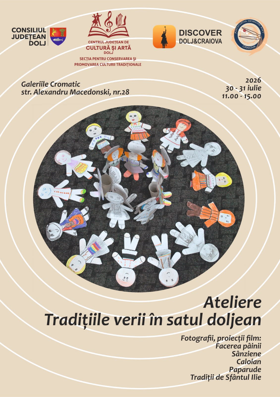Copii participând la atelier de tradiții populare în Craiova Copii participând la atelier de tradiții populare în Craiova