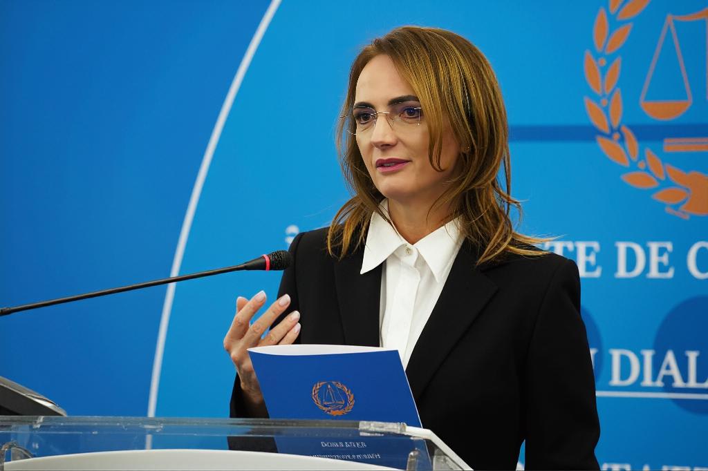 Nicușor Dan și simboluri ale justiției europene