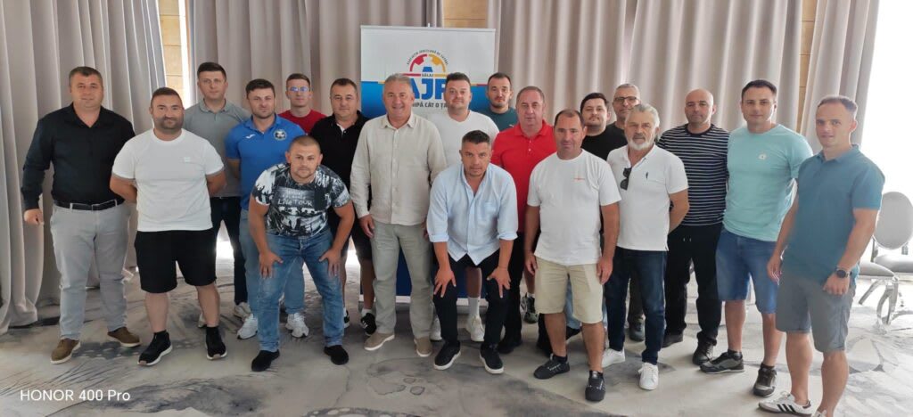 Echipe de fotbal din Sălaj în timpul unui meci