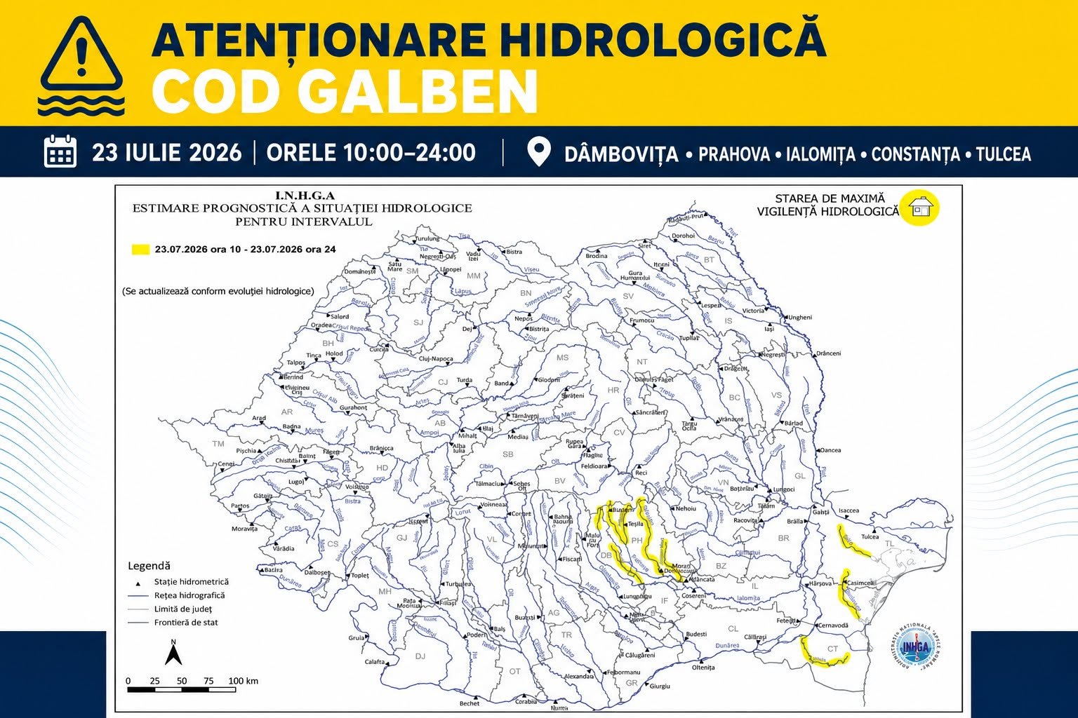 Hidrologi monitorizând râuri în timpul inundațiilor în România