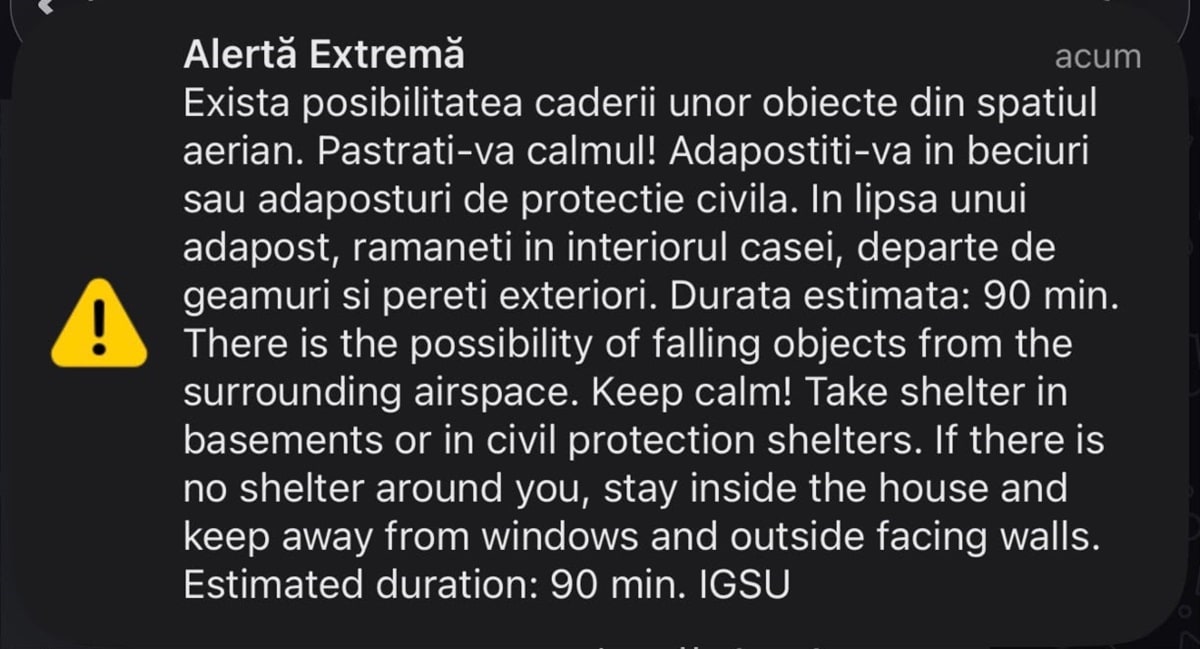 Reprezentanți ISU Tulcea monitorizând situația cu dronele