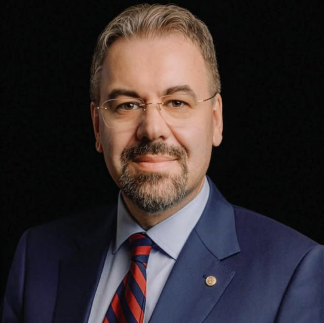 Leonardo Badea, prim-viceguvernator BNR, discutând despre AI