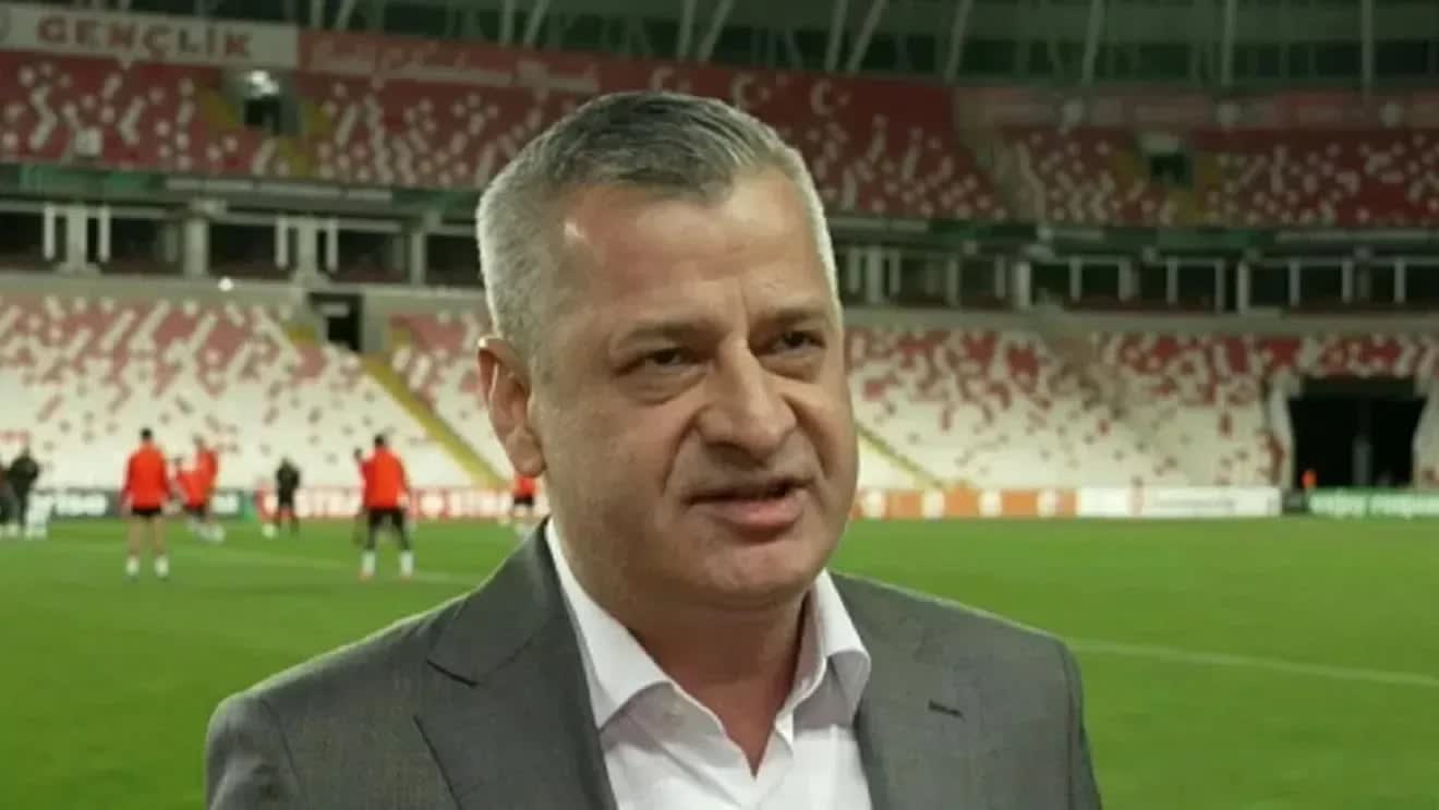 Nelu Varga la conferință de presă