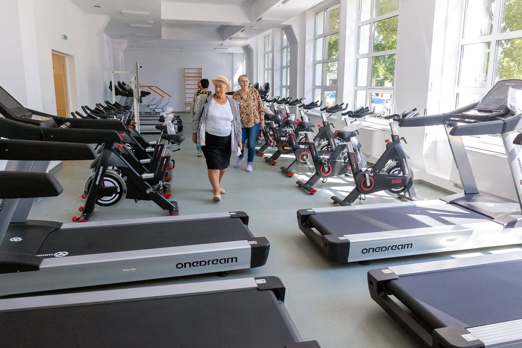 Clădire nouă centru pentru vârstnici Galați, facilități moderne