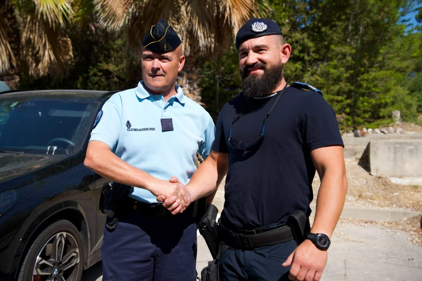 Ofițer român în misiune de menținere a ordinii publice în Franța