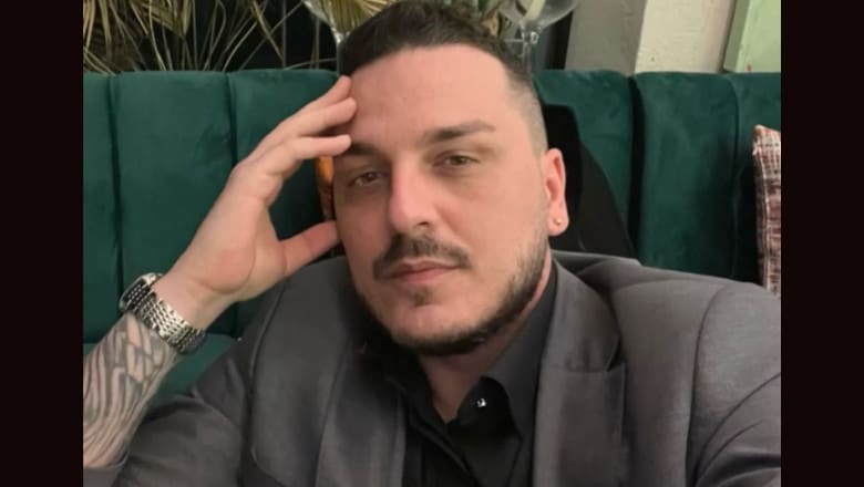 Alexandru Zidaru Makaveli în fața camerei, în mediul online