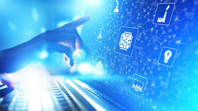 Echipă de programatori în centrul de software din Cluj
