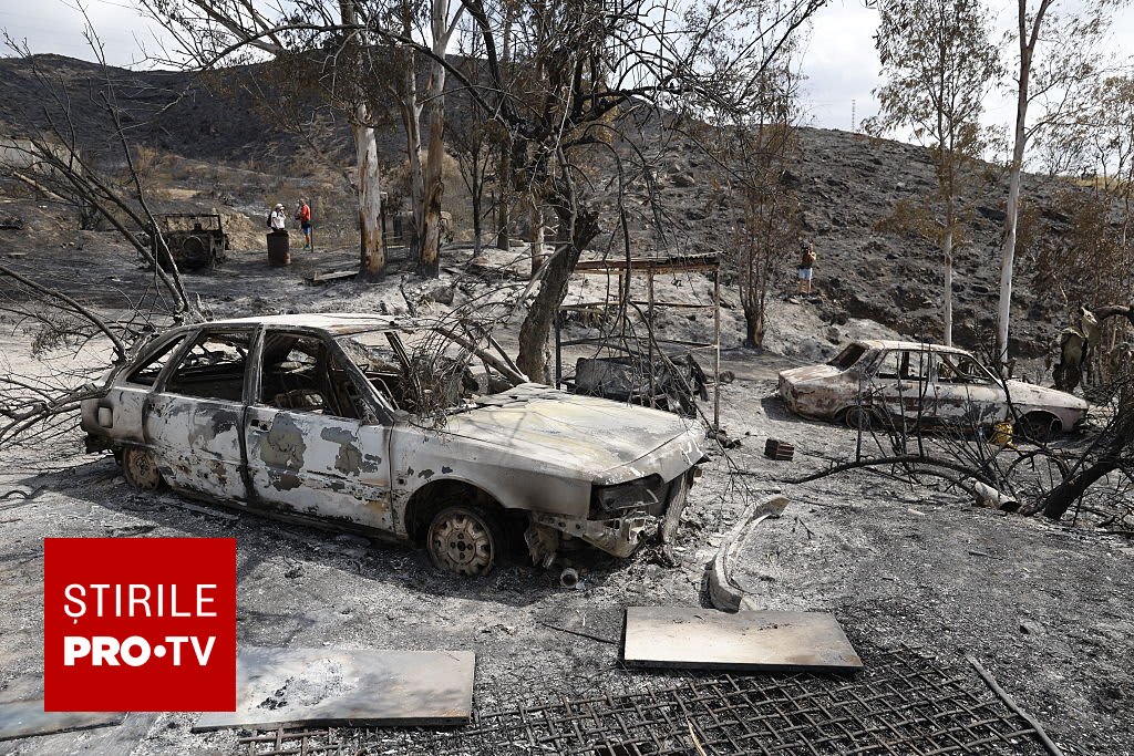 Flăcări de pădure în Europa, pompieri în acțiune, evacuări masive Flăcări de pădure în Europa, pompieri în acțiune, evacuări masive
